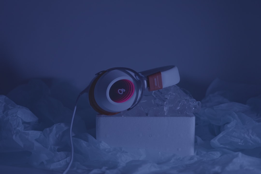 découvrez les réglementations sur le bruit nocturne pour assurer un environnement paisible pendant la nuit. informez-vous sur les limites autorisées et les sanctions en cas de non-respect.