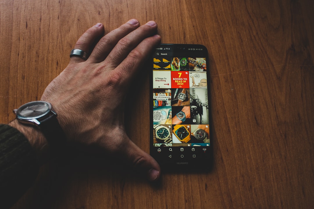 découvrez comment regarder les stories instagram de manière anonyme sans être vu. méthodes simples et efficaces pour préserver votre confidentialité en ligne.