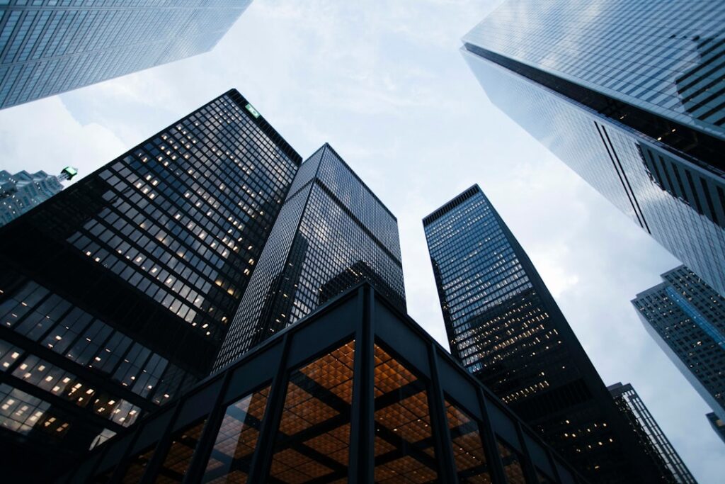 découvrez les meilleures pratiques et stratégies en gestion d'entreprise pour optimiser la performance, stimuler la croissance et assurer le succès de votre business.